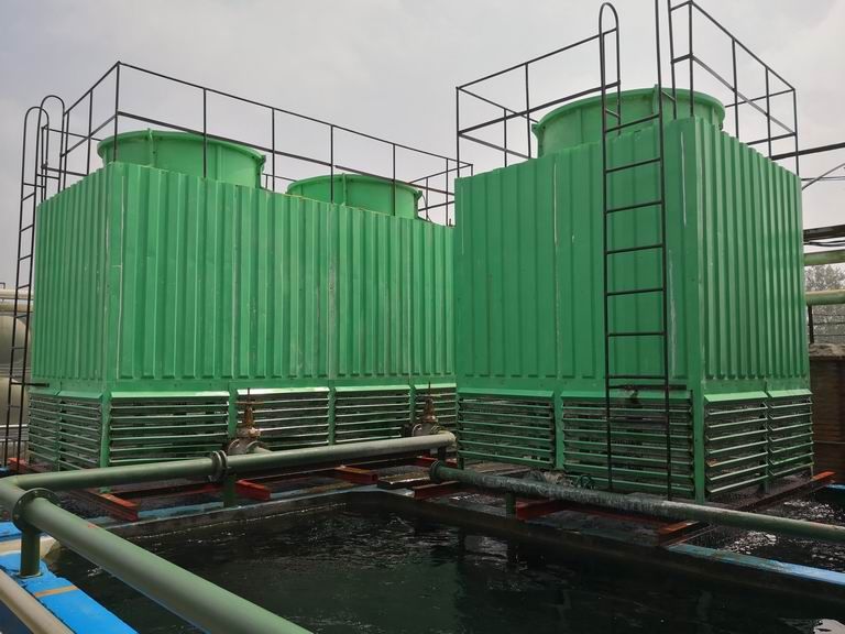 運行在河南神火新莊煤礦的GFNL-100型玻璃鋼冷卻塔